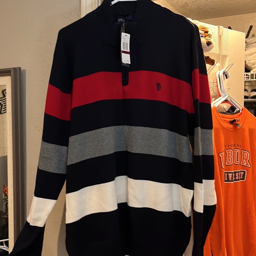 3/4 zip up sweater. Still has tags never worn